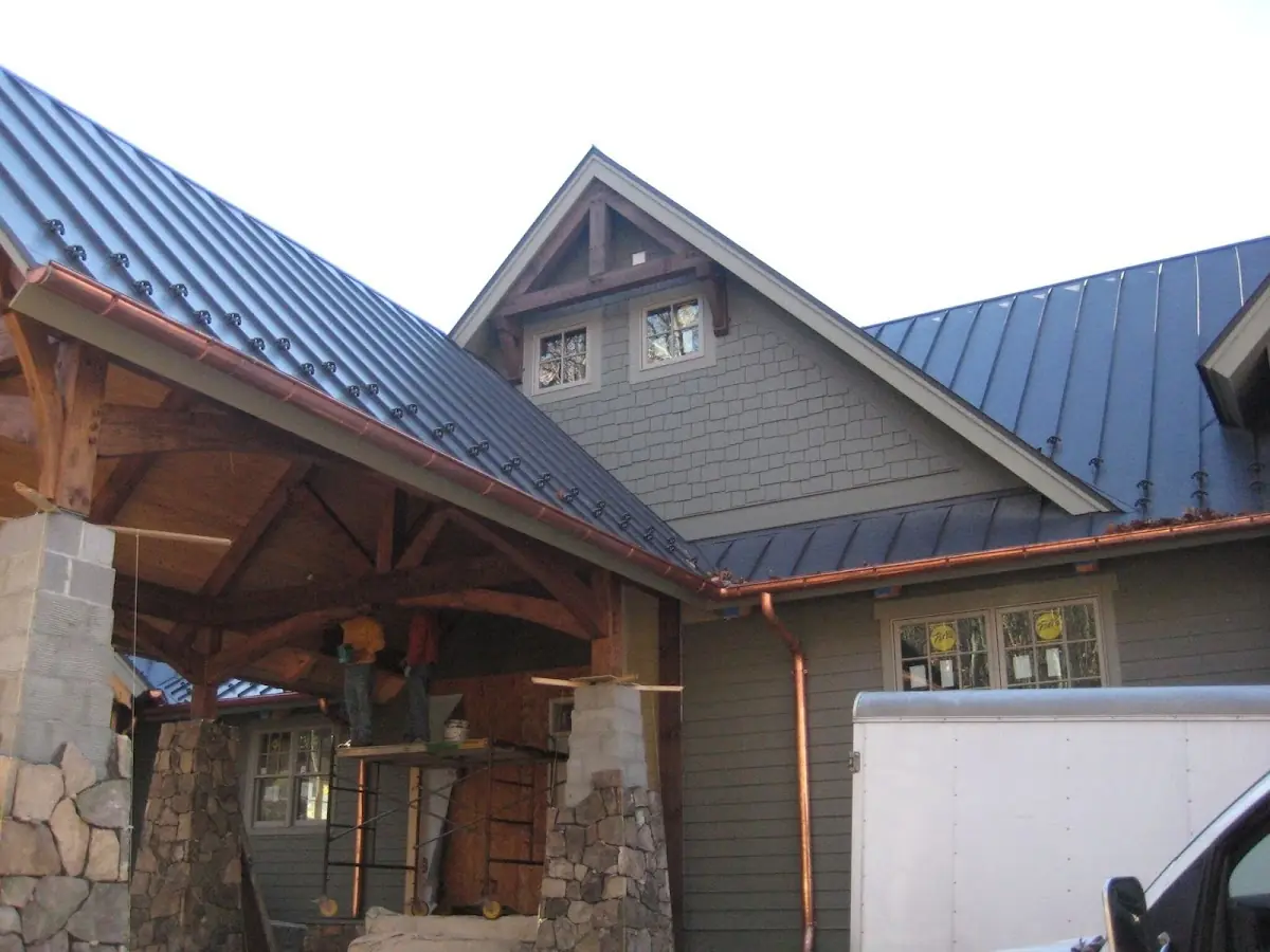 Craftsman Roofing team delivering quality roofing work in Livonia